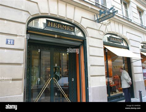 Hermes shop Paris France Stock Photo - Alamy