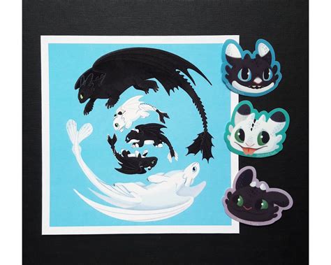 HTTYD Toothless and Family Printstickers Set toothless, Light Fury ...