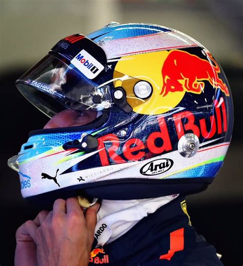 Helmet designs of Daniel Ricciardo (Red Bull) from 2017 : r/f1helmet