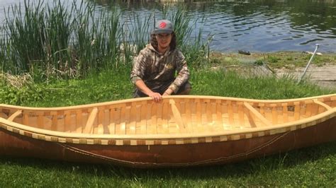 Master birchbark canoe builder says they're a vital tool for reconciliation | CBC News