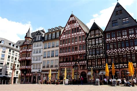 5 Free Things to Do in Frankfurt, Germany - Grumpy Camel