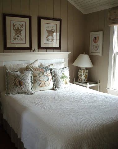 9 Cozy Coastal Beach Cottage Bedroom Design Ideas - Coastal Decor Ideas Interior Design DIY Shopping