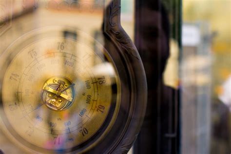 DIY Barometer - Buffalo Museum of Science