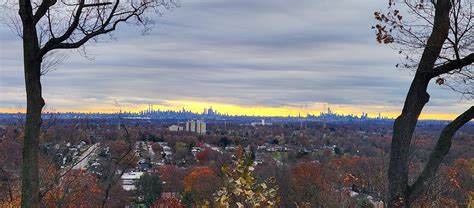 Sunrise over the NYC skyline : r/newjersey