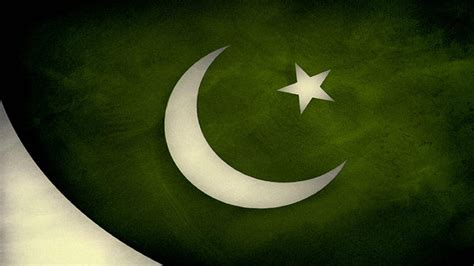 [100+] Pakistan Flag Wallpapers | Wallpapers.com