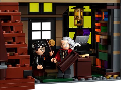 LEGO celebrates Harry Potter with the set of Diagon Alley | Collater.al