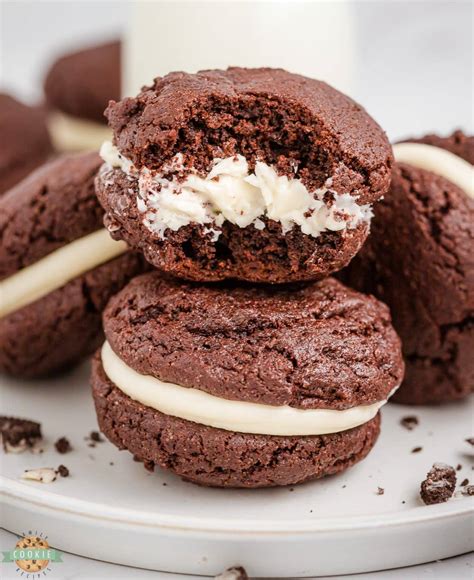 EASY HOMEMADE OREO COOKIES - Family Cookie Recipes