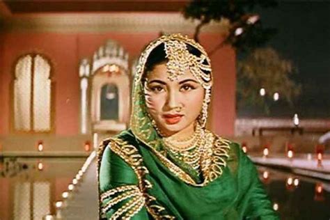 Meena Kumari - Biography, Height & Life Story | Super Stars Bio