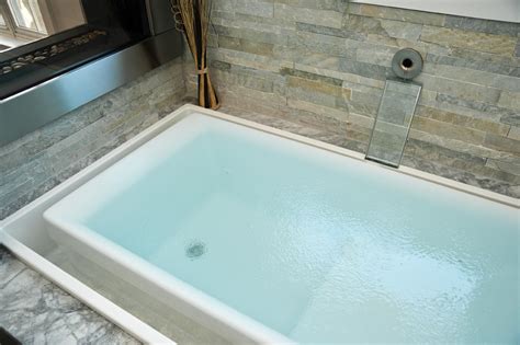 Air Jetted Tub | Design Build Planners