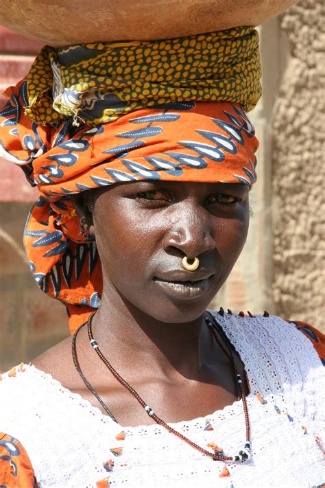 File:Mali Peul woman.jpg - Wikimedia Commons