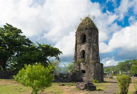 20+ Historical Landmarks in the Philippines to Add to Your Travel ...