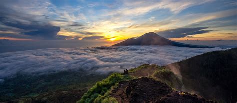 Mount Batur Sunrise Hiking - Kamandalu Ubud, Bali