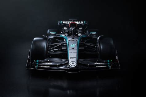 Why W15 F1 car shows Mercedes keeps doing things its own way