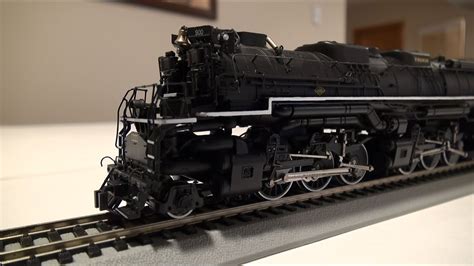 Review: HO Rivarossi Blue Ridge Steam Locomotive - YouTube