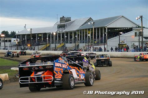 Fonda Speedway 2020 Season Opener Will Have to Wait Until May - Dirt Track Digest