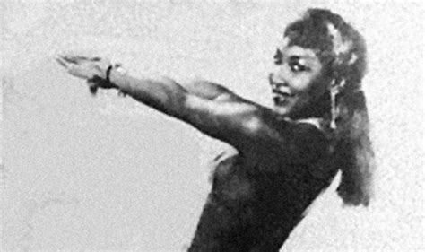 R.I.P., Lottie the Body, the Detroit burlesque bombshell who danced ...