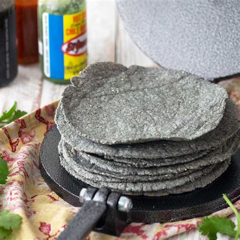 Blue Corn Tortillas - Quick & Easy - Belly Rumbles