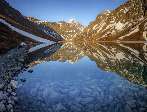 Eagle Peak (Alaska) Mountain Photo by Andrew Holman | 7:59 pm 15 May 2020