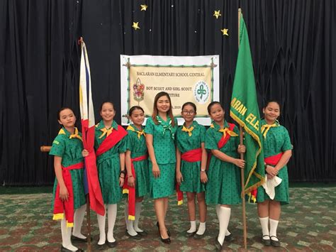 miscelatore Livido erba girl scout of the philippines uniform Arrotondare deflusso Stazione