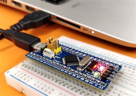 Programming STM32F103C8 Board (Blue Pill) using USB Port