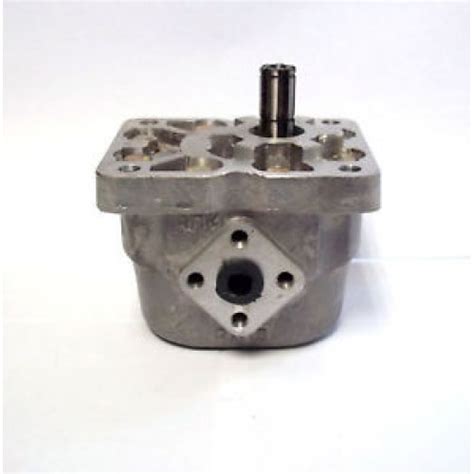 BELARUS TRACTOR POWER STEERING PUMP