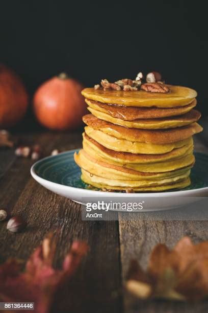 1,155 Pancakes Nuts Stock Photos, High-Res Pictures, and Images - Getty Images