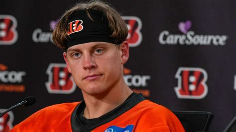 Bengals QB Joe Burrow fights back injuries to register first win of the ...