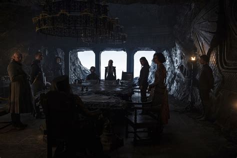 Yara and Theon Greyjoy with Team Daenerys in 'Stormborn' - Theon ...