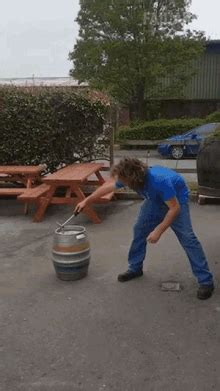 Beer Keg GIFs | Tenor