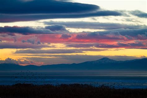 Mario Ruiz Photo Blog.: Sunset from Utah Lake via Vineyard