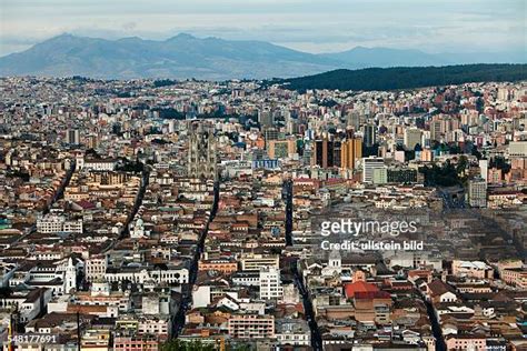 747 Quito Old Town Stock Photos, High-Res Pictures, and Images - Getty ...