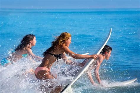 Surfing Tricks: Master the Waves with Expert Techniques