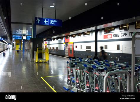 Geneva airport train hi-res stock photography and images - Alamy