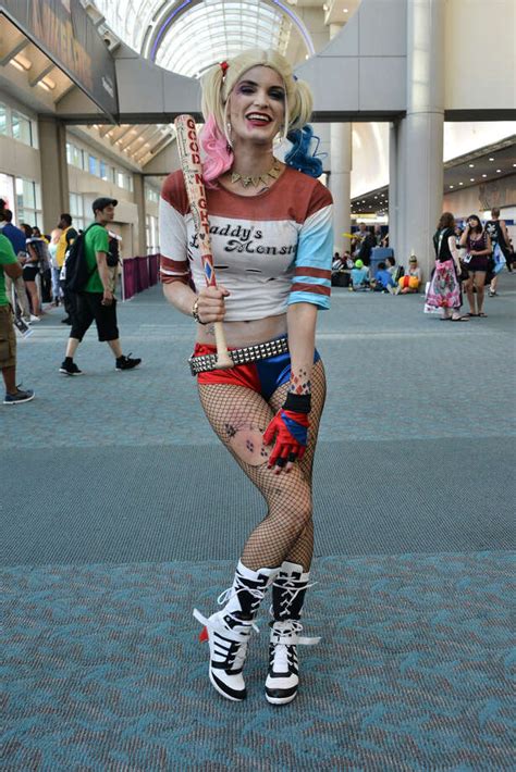 Hottest cosplay costumes from San Diego Comic-Con 2016 - Houston Chronicle