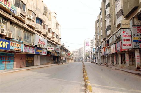 Businesses remain closed in Karachi - Pakistan - Business Recorder