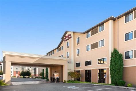 HAMPTON INN & SUITES BURLINGTON $169 ($̶2̶0̶5̶) - Updated 2022 Prices & Hotel Reviews - WA