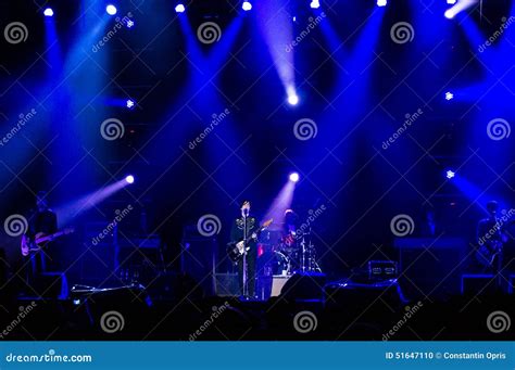 Texas band live concert editorial image. Image of crowd - 51647110