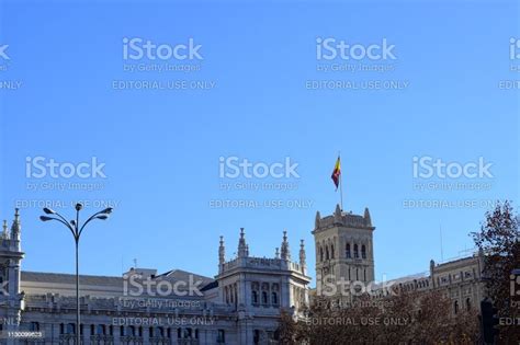 The Palace Of Cybele Madrid Stock Photo - Download Image Now ...