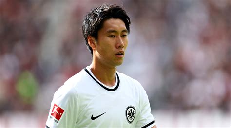 Eintracht Frankfurt enfrenta una difícil negociación con Kamada