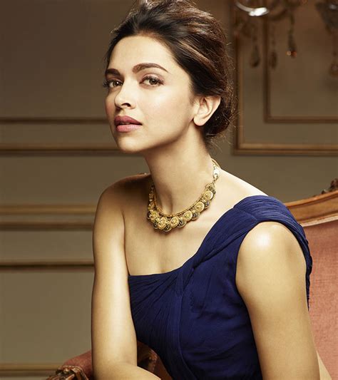 Top 10 Deepika Padukone Without Makeup Images (#8 Is Surprising)