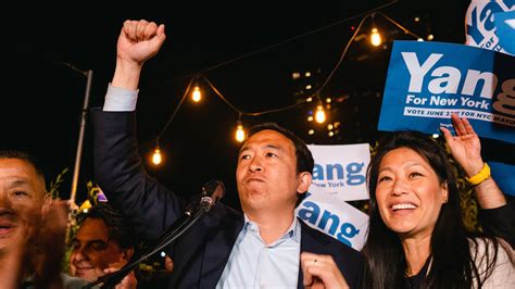 Andrew Yang Ends His N.Y.C. Mayoral Campaign - The New York Times