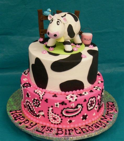 Cow Cakes – Decoration Ideas | Little Birthday Cakes