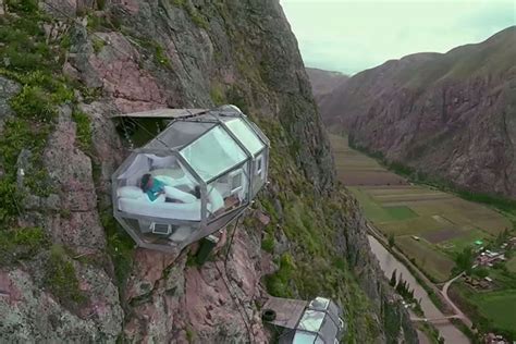 8 Photo Of Most Scary, Adventure Hotel | Sleep 400 Feet Above Peru's ...