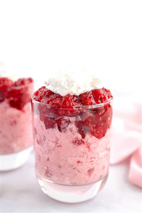 Raspberry Parfait Dessert - Bunny's Warm Oven