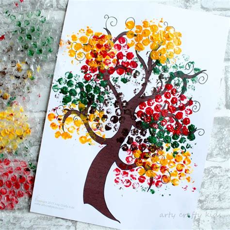 Bubble Wrap Autumn Tree Craft - Arty Crafty Kids