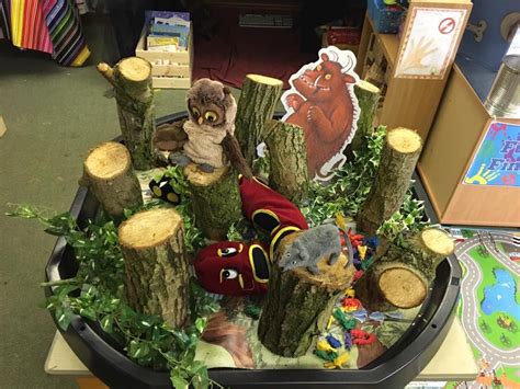 Gruffalo sensory area Gruffalo Eyfs, Gruffalo Activities, Gruffalo Party, Eyfs Activities ...