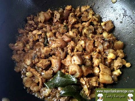 Easy Pork Curry with Coconut Milk Recipe (Spicy & Tasty) - Top Sri ...