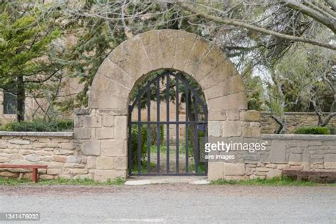 Frontal Boundaries Photos and Premium High Res Pictures - Getty Images