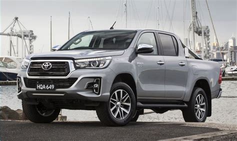 2022 Toyota HiLux SR5 (4x4) Price & Specifications | CarExpert