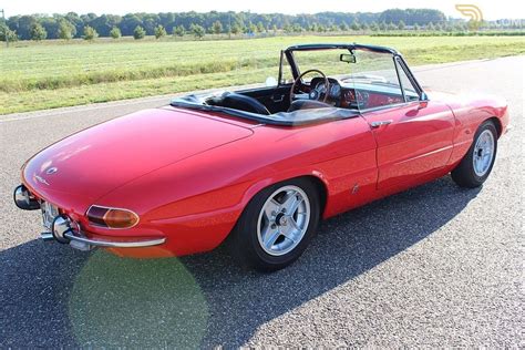 Classic 1968 Alfa Romeo Spider Duetto Spider 1750 for Sale - Dyler